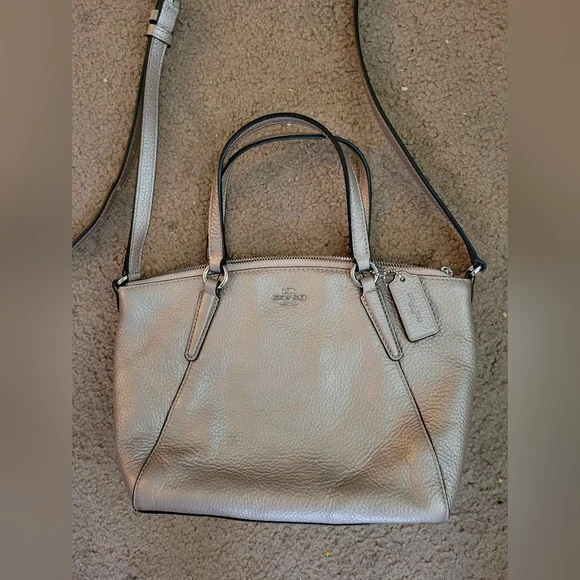 Coach Mini Kelsey In Metalic Gold Pebbled Leather - Picture 2 of 10